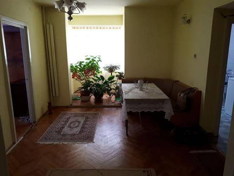 Închiriez apartament