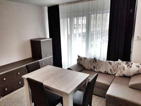 Inchiriez apartament Untold/ termen lung