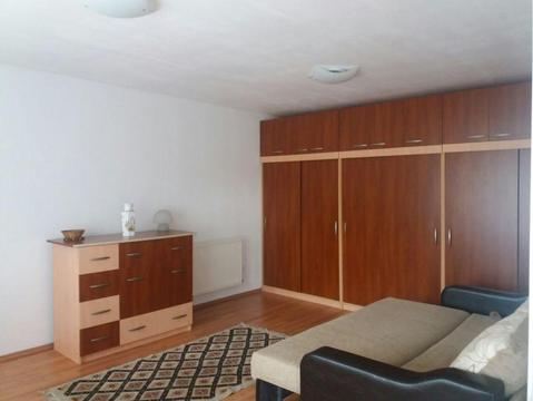 Inchiriez apartament 1 camera in vila, 250€/luna negociabil