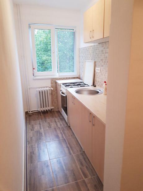 Închiriez apartament cu 4 camere Take Ionescu