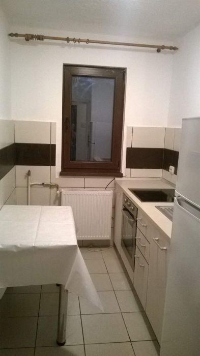 Proprietar inchiriez pe str.Intrarea Roma, Complexul Studentesc, ap.1