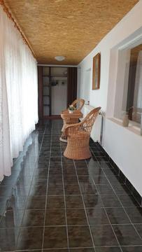 Închiriez apartament la casă