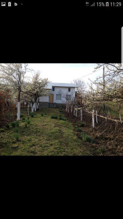 Casă +teren com Grebanu Sat Herasti ()