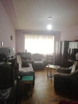 Vand apartament cu o camera piata mica