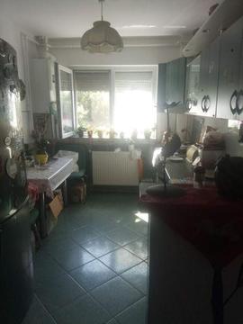 Vand apartament 4 camere zona Micalaca- Pta Soarelui