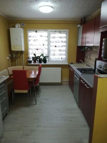 Se vinde apartament cu 2 camere