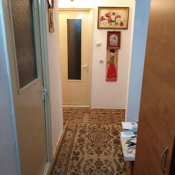 Vand sau schimb cu garsoniera apartament 2 camere