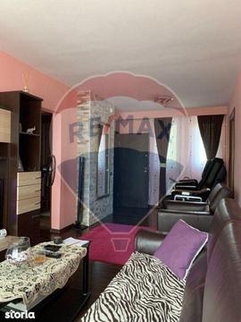 Apartament 4 cam. de vânzare în zona Centrala