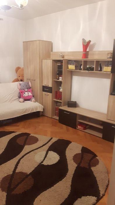 Vand apartament cu 2 camere