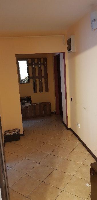 Vand apartament 3 camere