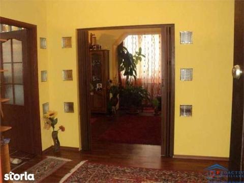 Obcini apartament 3 camere (3C-2346)