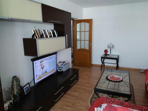 Vand apartament 3 camere decomabdat bloc 410 sc B