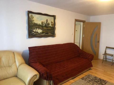 Inchiriez apartament 3 camere, mobilat si utilat, zona Nord