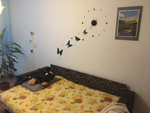 Închiriez apartament cu 3 camere