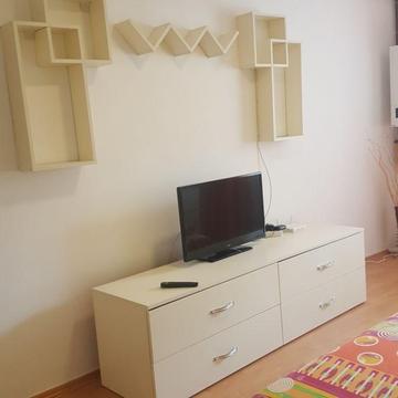 Închiriat apartament