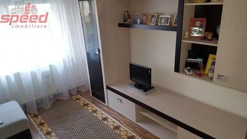 EE/587 De închiriat apartament cu 3 camere în Tg Mureș - Unirii