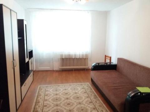 INCHIRIEZ apartament 3 camere decomandat, zona Mihai Viteazul