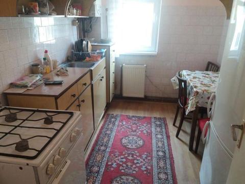 INCHIRIEZ apartament 2 camere semidecomandat, zona Interex