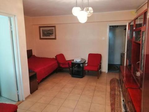 Garsoniera spatioasa in bloc de apartamente langa parcul tabacarie