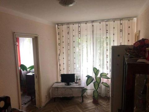 2 camere nedecomandat zona Cora