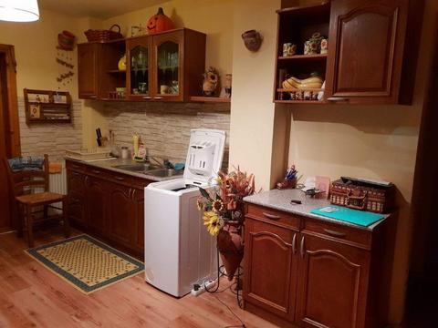 Apartament 2 camere 1989 situat in Martir Horea.. Mobilat si echipat