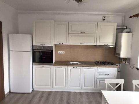 Închiriez apartament 3 camere in bloc nou