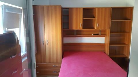 Inchiriez apartament