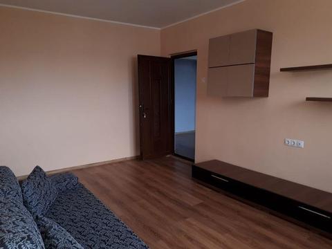 Inchiriez apartament doua camere,mobilat,utilat