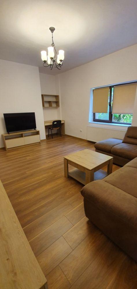 Apartament 2 camere, langa UMF