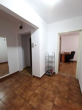 Inchiriez apartament 2 camere confort 1A decomandat