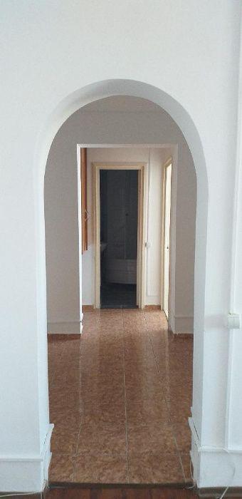Inchiriez apartament 2 camere, confort 1A, B-dul Bucuresti
