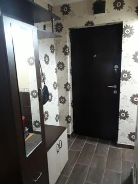 Ofer spre inchiriere apartament cu o camera