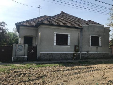 Vand casa Gai, str Tenetchi cu teren de 4500 mp