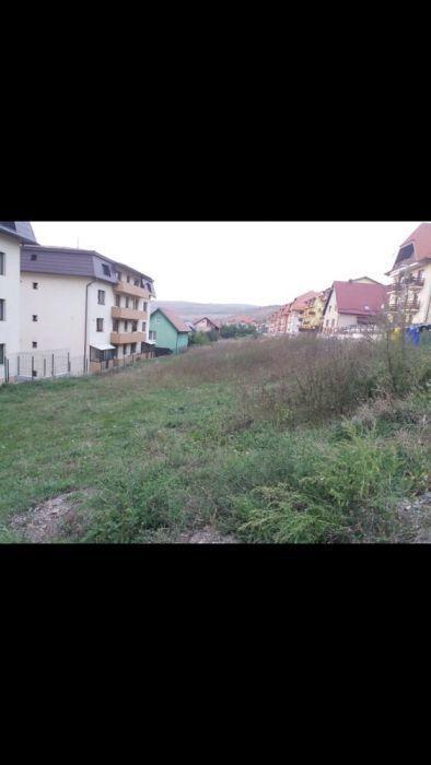 Teren intravilan cu toate utilitățile (comuna )