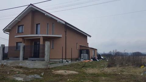 Vand loc de casa intravilan in Fughiu, Osorhei (zona de vile)