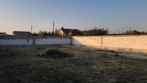 Vand loc de casa