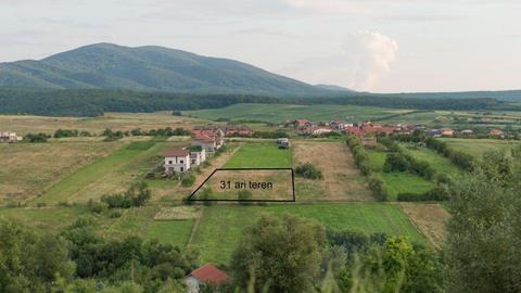 Vand teren intravilan  31 ari zona Bankert langa Oborul de vite