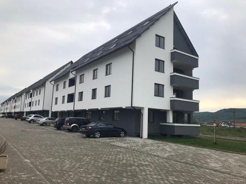 Apartament 4 camere, sub 575 euro mp UTIL, parcare inclusă