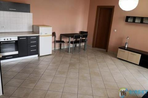 Apartament spatios, zona de jos a orasului !