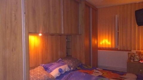 Vand apartament foarte intim si primitor