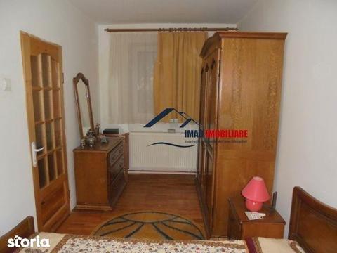 Parter! Vanzare apartament cu 2 camere in  - Micro 9