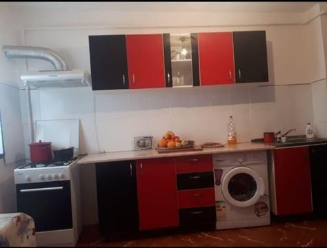 Vanzare apartament 3 camere, micro11  UNC463