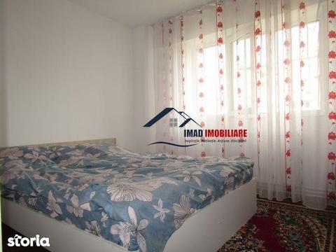 Foarte Spatios! Vanzare Apartament cu 3 camere in  - Calea B