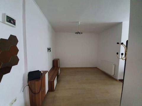 Vand apartament cu o cameră