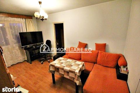 Apartament 3 camere de vânzare, cartier Dâmbu Pietros