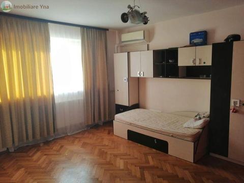 Apartament 3 camere, Zona Soarelui