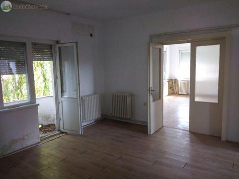 Apartament etaj 1, la casa, Zona Titulescu