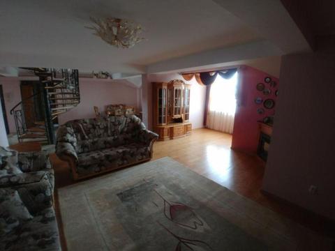 Apartament 4 camere Zamca