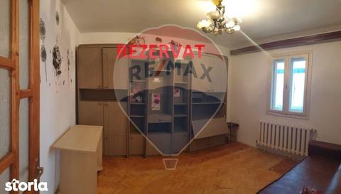 Apartament 2 camere în zona Sud