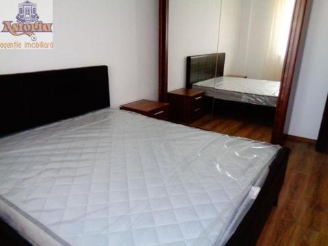 Apt 3 cam, dec, ultracentral, renovat, mobilat, centrala